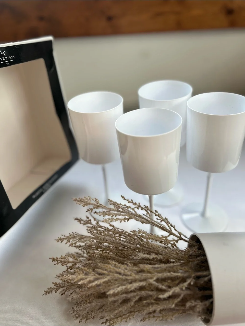 White Plastic Wine Glasses - Set of 4